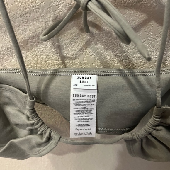 Aritzia Sunday Best Halter Top Dry Basil - Picture 3 of 3